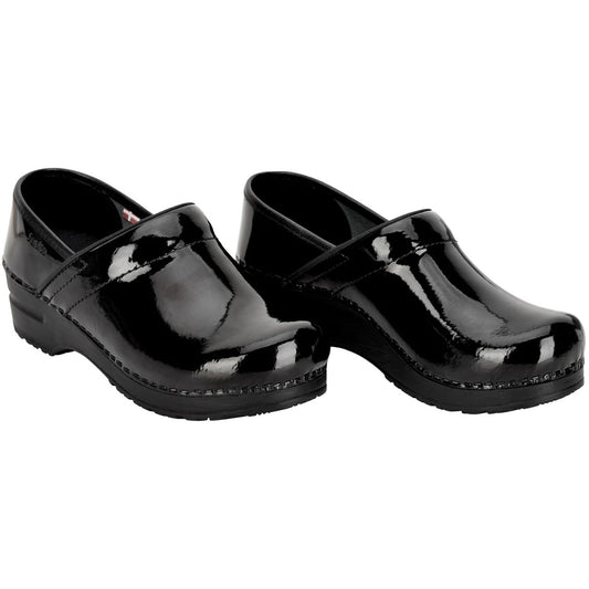 Sanita Professional Patent Closed Clogs in Black 457406